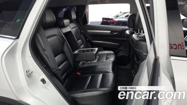 Renault-KoreaSamsung Koleos 2016 thumb 11