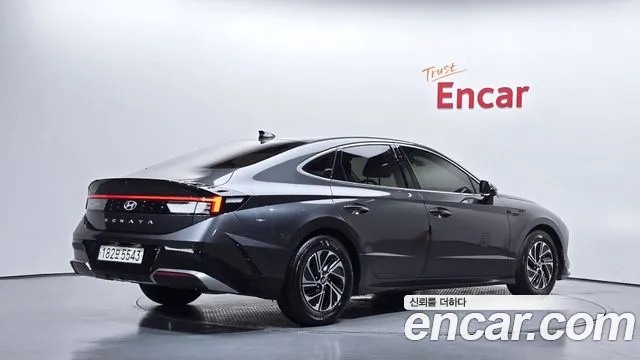 Hyundai Sonata 2024 thumb 2