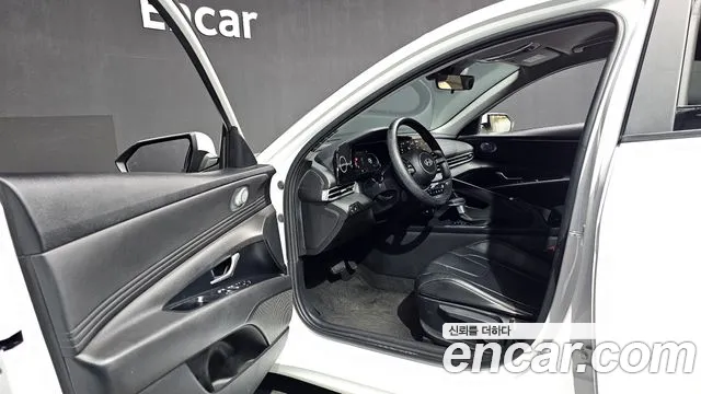 Hyundai Avante 2023 thumb 10