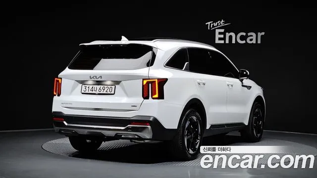 Kia Sorento 2025 thumb 2
