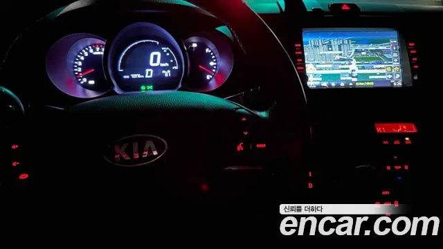 Kia Ray 2014 thumb 10