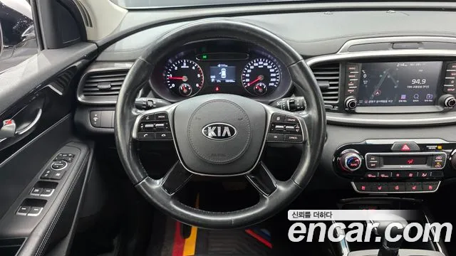 Kia Sorento 2017 thumb 12