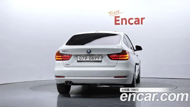 BMW Gran Turismo 2016 thumb 4