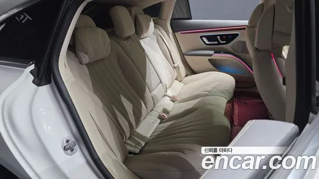 Mercedes-Benz EQS 2023 thumb 11