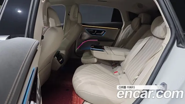 Mercedes-Benz EQS 2023 thumb 12