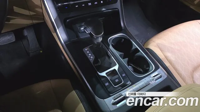 Kia Carnival 2022 thumb 9