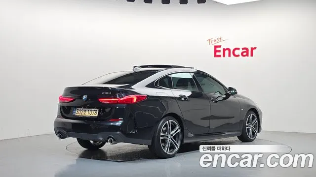 BMW 2-Series 2021 thumb 2