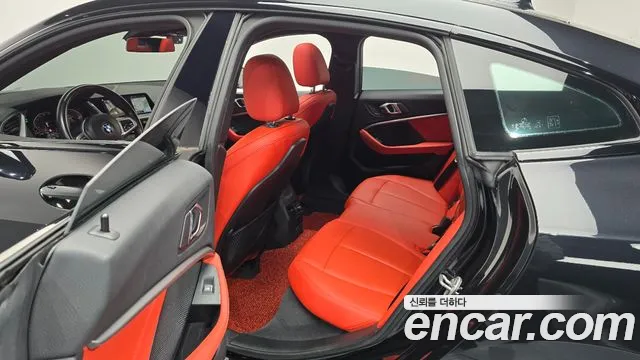 BMW 2-Series 2021 thumb 11