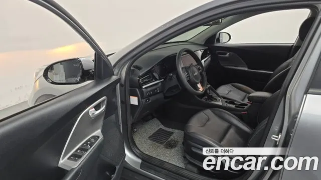 Kia Niro 2021 thumb 10