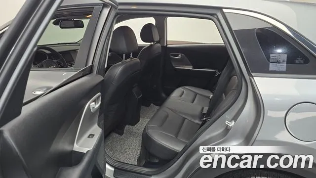 Kia Niro 2021 thumb 11