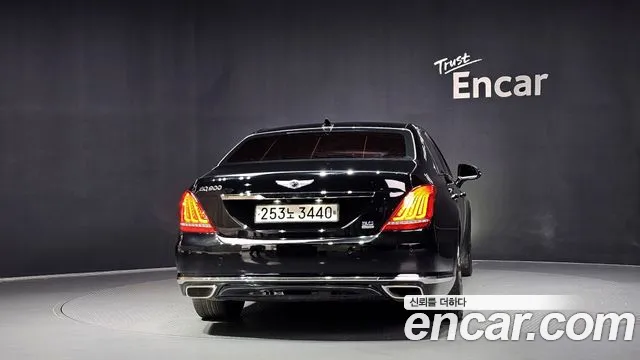 Genesis G90 2016 thumb 4