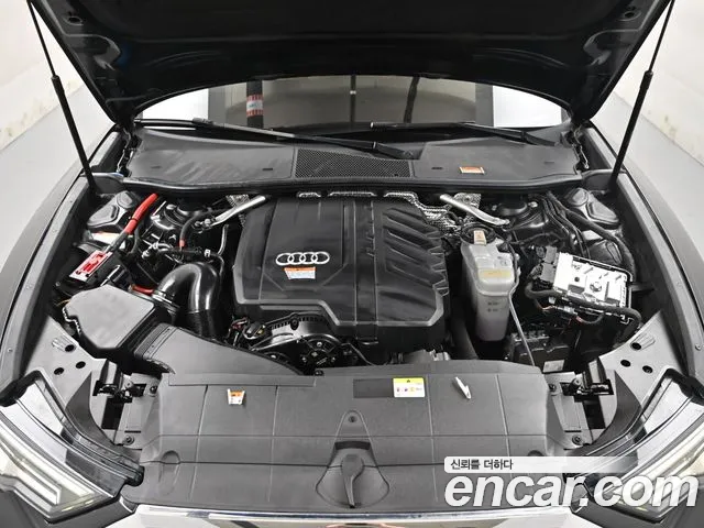 Audi A6 2021 thumb 6