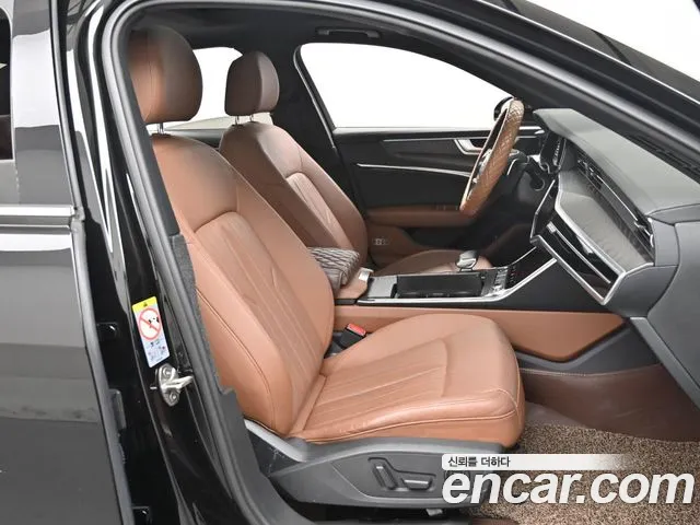 Audi A6 2021 thumb 10