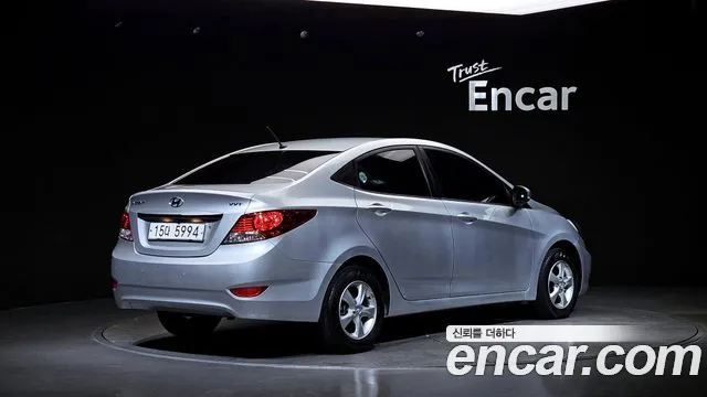 Hyundai Accent 2011 thumb 2