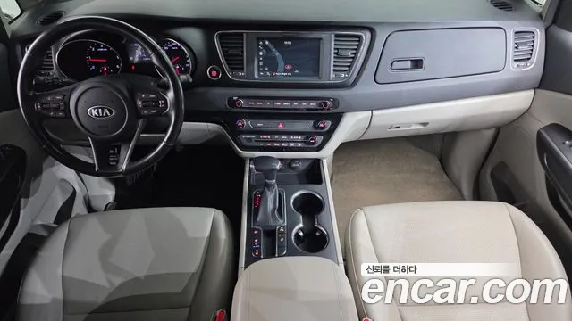 Kia Carnival 2019 thumb 7