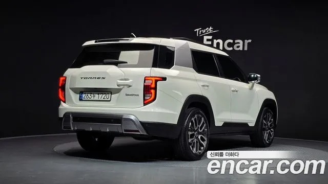 KG_Mobility_Ssangyong Torres 2023 thumb 2
