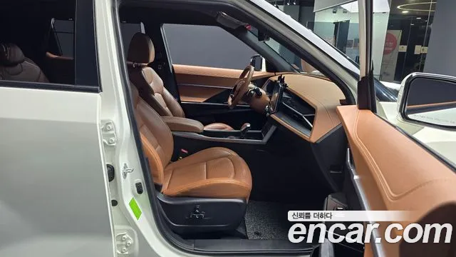 KG_Mobility_Ssangyong Torres 2023 thumb 12