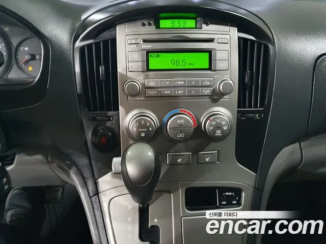 Hyundai Starex 2014 thumb 8