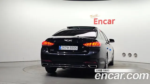 Genesis G80 2017 thumb 4