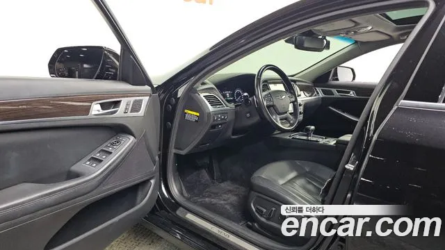 Genesis G80 2017 thumb 10