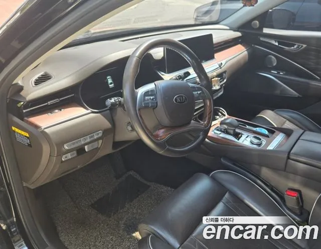 Kia K9 2018 thumb 2