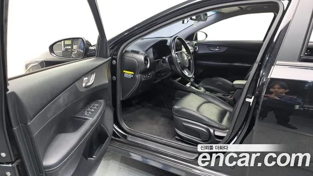Kia K3 2019 thumb 10