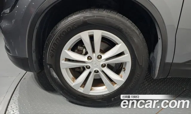 Renault-KoreaSamsung Koleos 2019 thumb 5