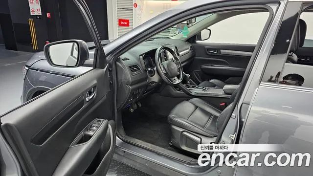 Renault-KoreaSamsung Koleos 2019 thumb 10