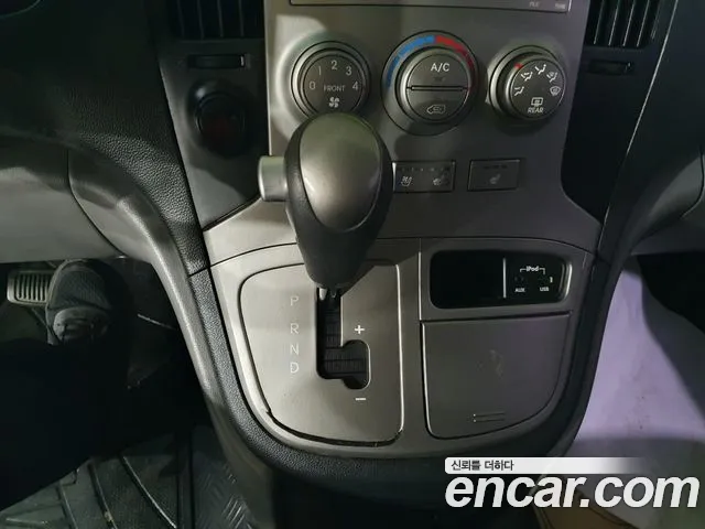 Hyundai Starex 2014 thumb 9