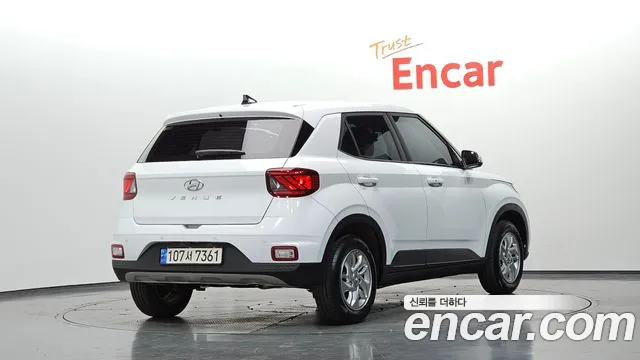 Hyundai Venue 2019 thumb 2