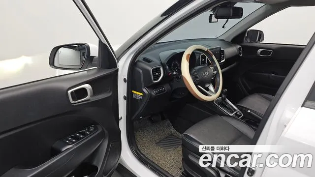 Hyundai Venue 2019 thumb 12