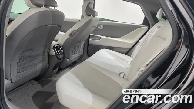 Hyundai IONIQ 6 2022 thumb 10