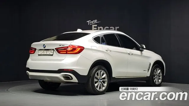 BMW X6 2017 thumb 2