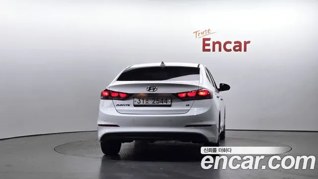 Hyundai Avante 2018 thumb 3
