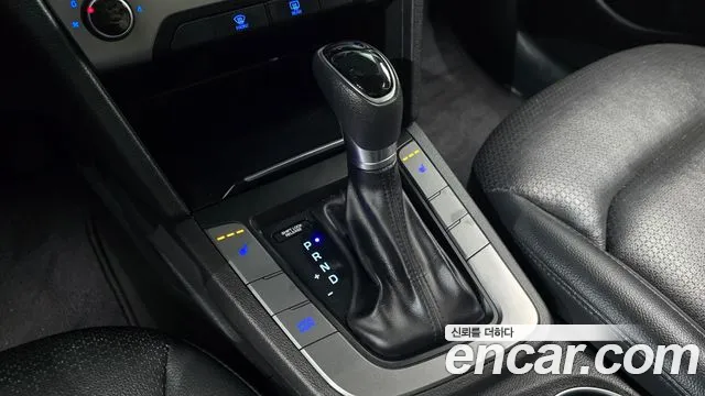 Hyundai Avante 2018 thumb 8