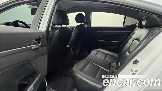 Hyundai Avante 2018 thumb 11