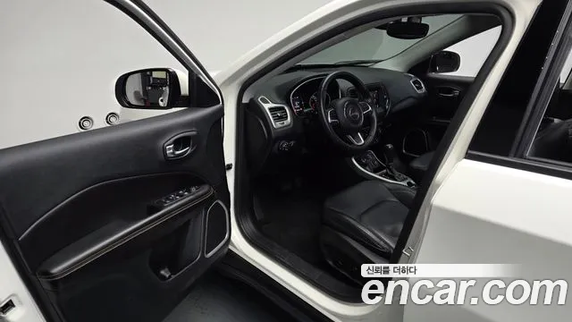 Jeep Compass 2019 thumb 9