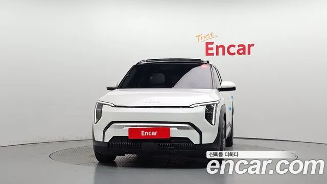 Kia EV3 2024 thumb 3
