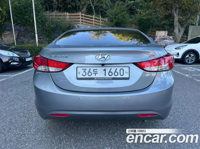 Hyundai Avante 2012 thumb 4