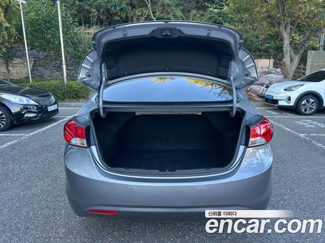 Hyundai Avante 2012 thumb 9