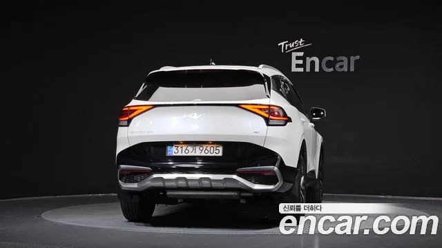 Kia Sportage 2023 thumb 3