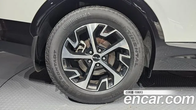 Kia Sportage 2023 thumb 4