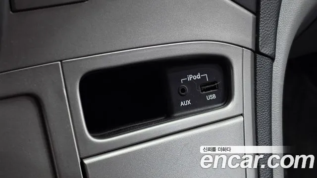 Hyundai Starex 2015 thumb 12