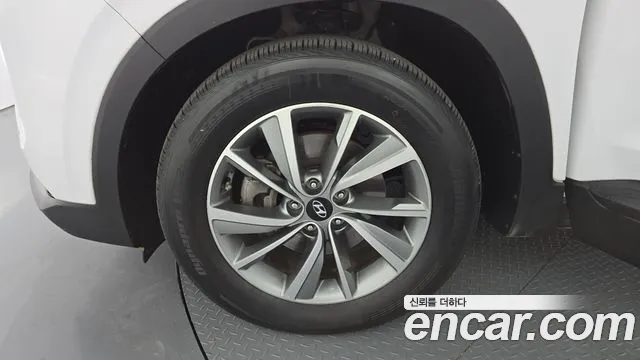 Hyundai Santa Fe 2018 thumb 5