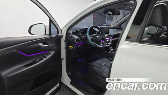 Hyundai Santa Fe 2018 thumb 10