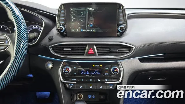 Hyundai Santa Fe 2018 thumb 12