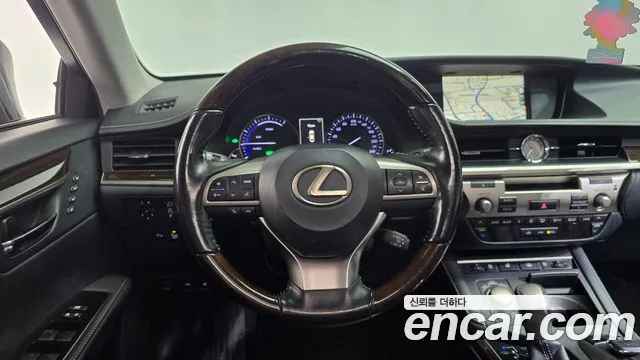 Lexus ES 2016 thumb 12