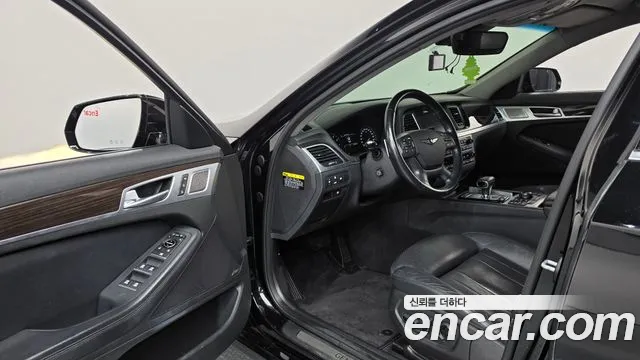 Genesis G80 2017 thumb 10