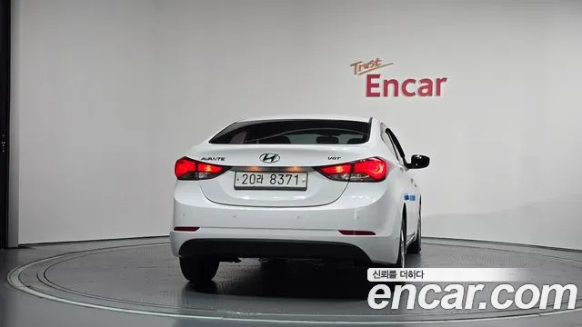Hyundai Avante 2013 thumb 4