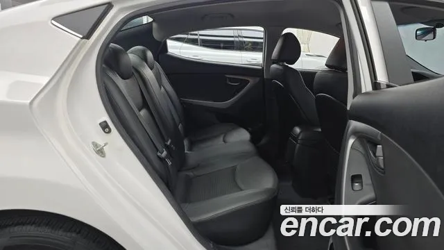 Hyundai Avante 2013 thumb 12